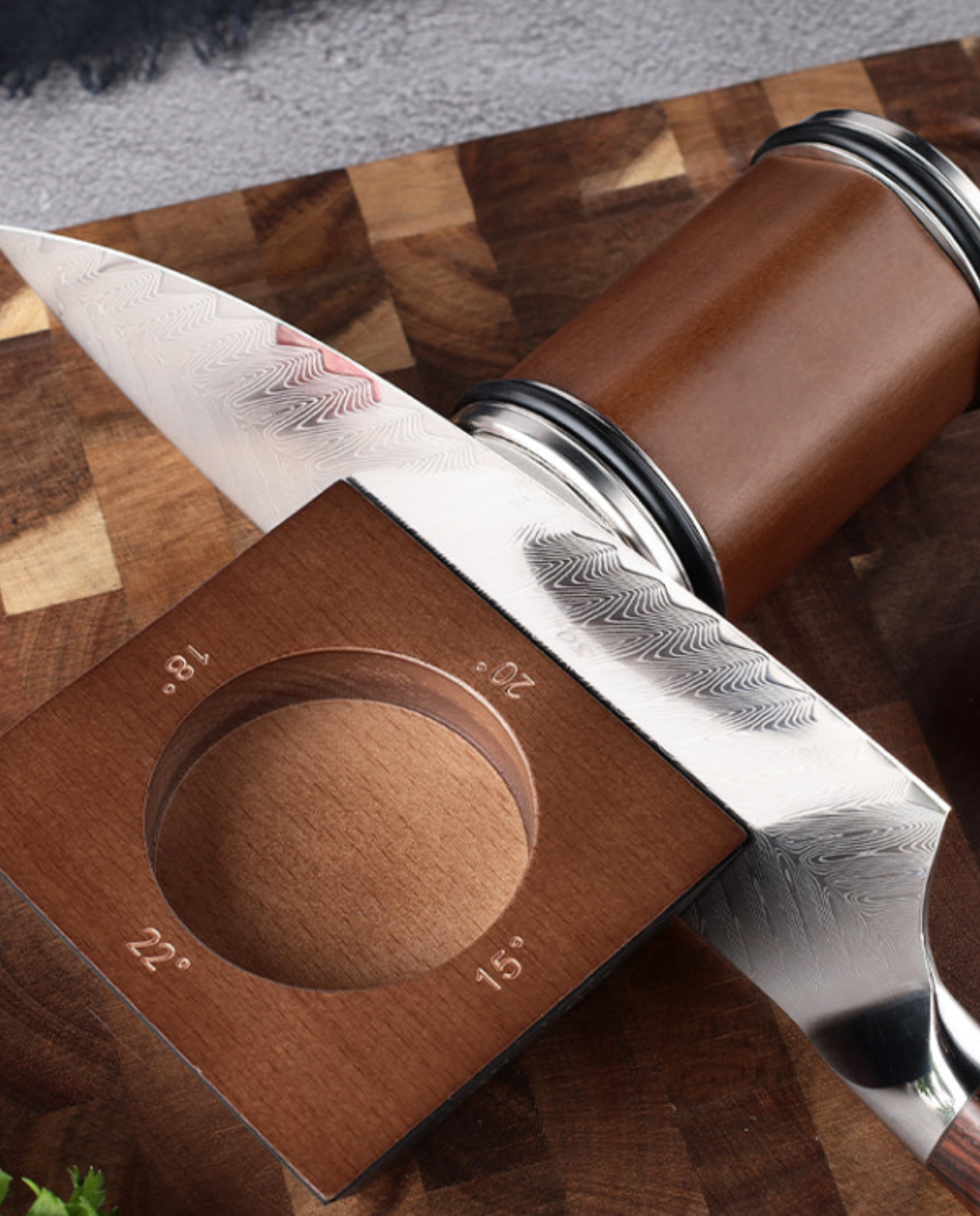 Magnetic Rolling Knife Sharpener - Beech Wood